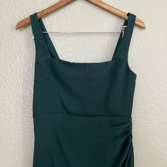 NWOT Glamorous Disposition Emerald Green Ruched Maxi Dress - Picture 4 of 10